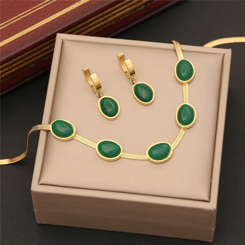 Emerald Stone Pendant Bracelet Necklace Earring Set 