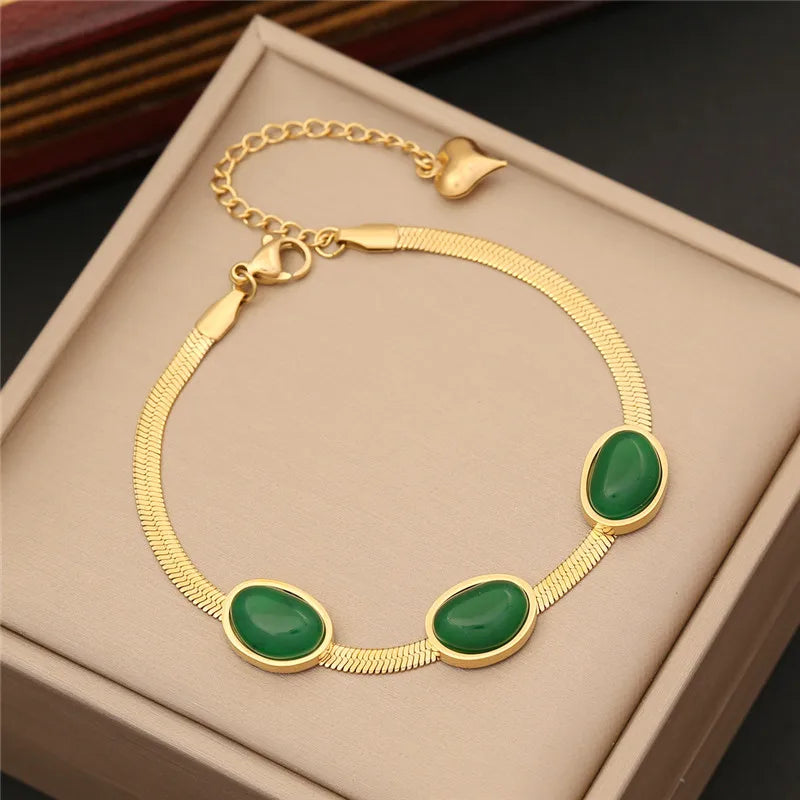 Emerald Stone Pendant Bracelet Necklace Earring Set 